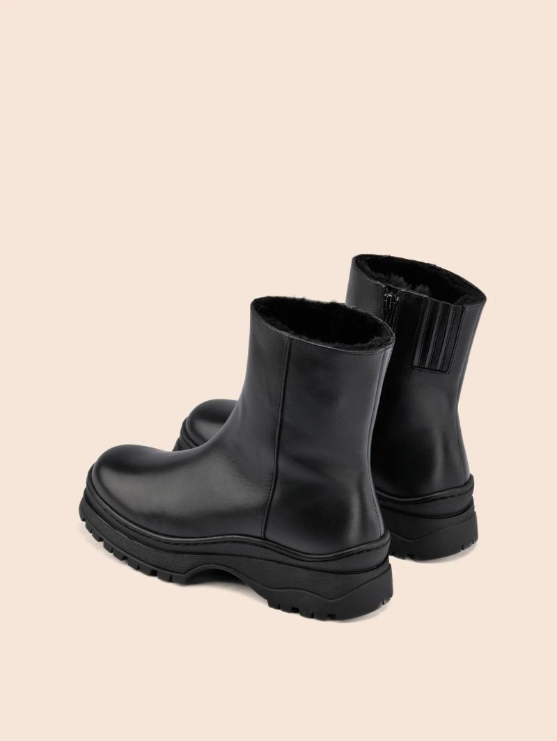 Maguire | Women's Feira Black Winter Boot Last Units